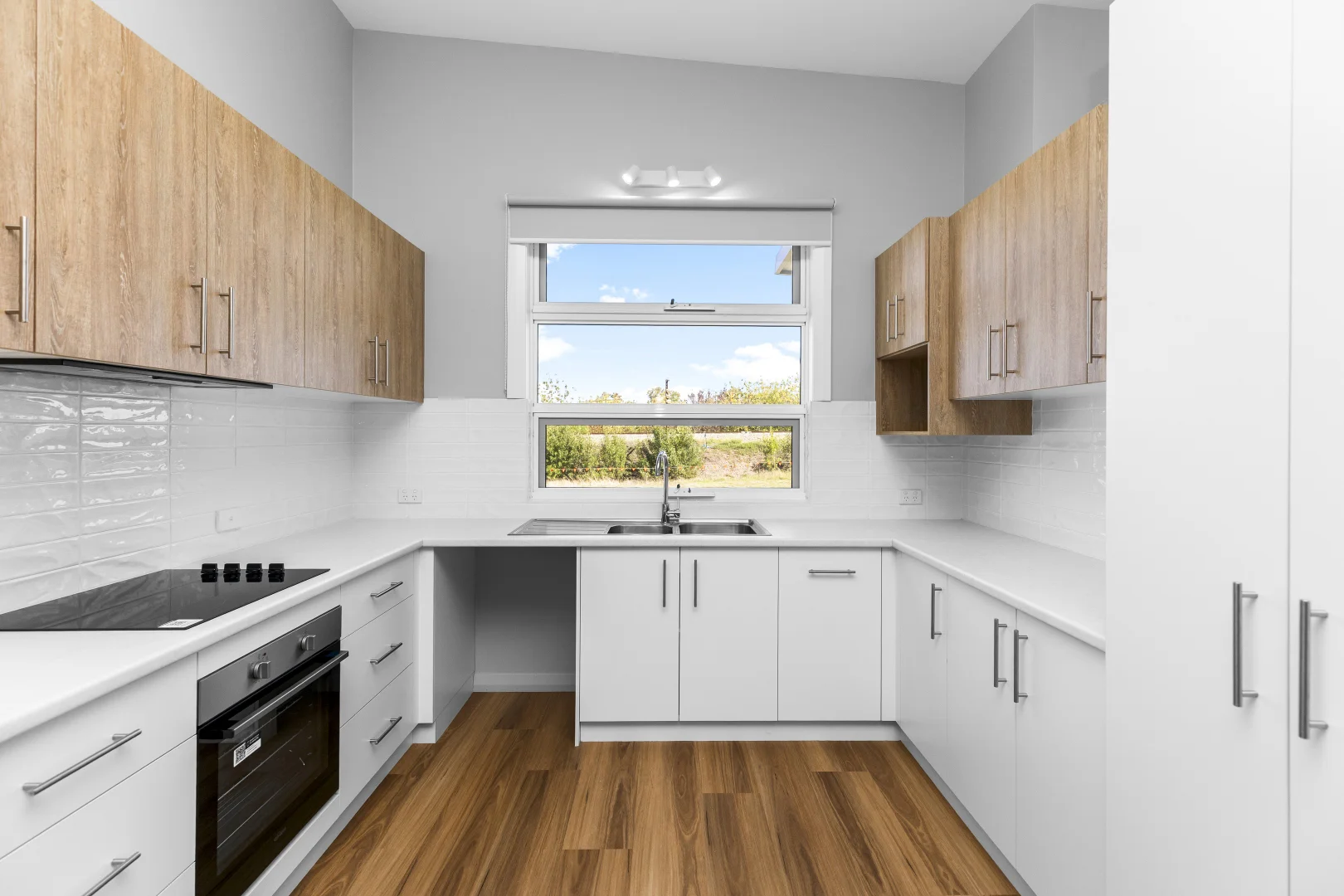 Additional image 2 of 2/52 Main Street, Junee NSW 2663