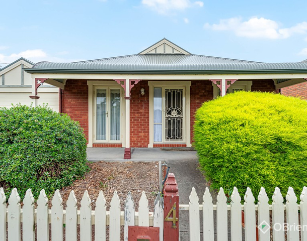 4 Yendon Close, Caroline Springs VIC 3023