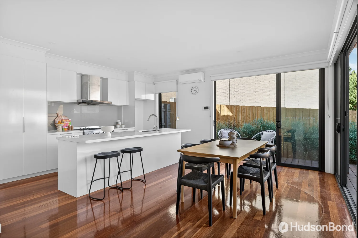 Additional image 2 of 2/9 Thomas Street, Doncaster East VIC 3109