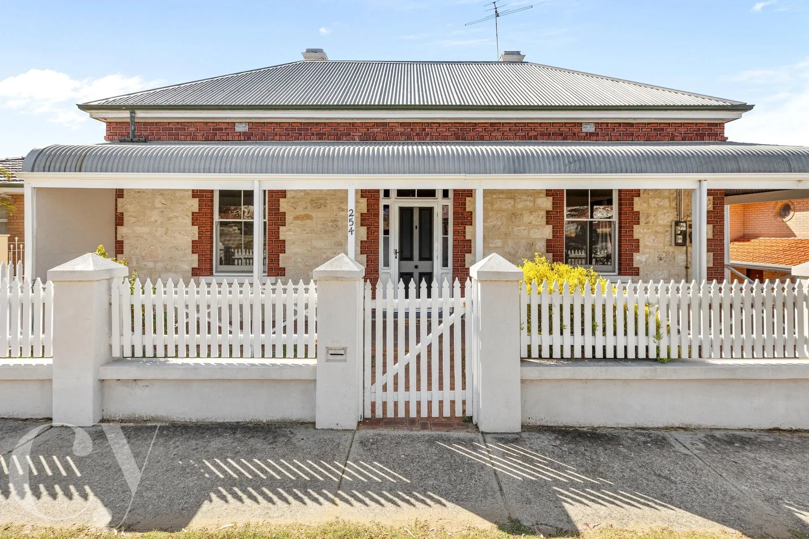 Primary image of 254 High Street, Fremantle WA 6160