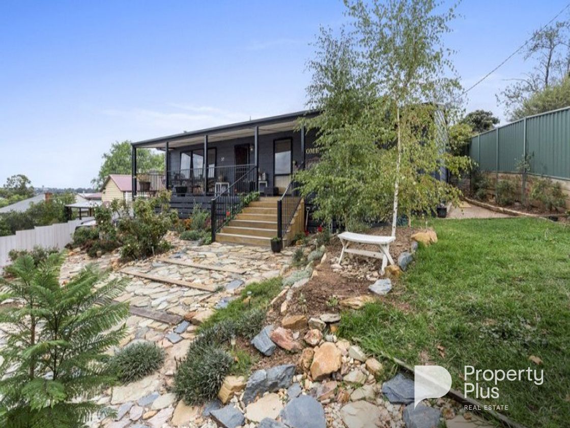 37 Wade Street, Golden Square VIC 3555, Image 0