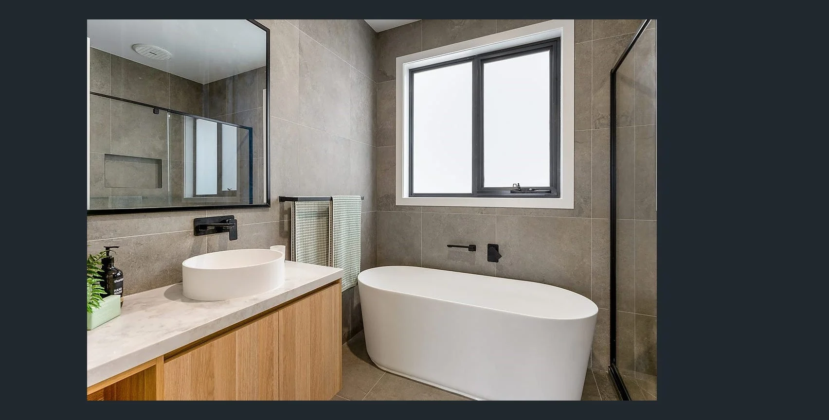 Additional image 12 of 1 Koop Close, Highton VIC 3216