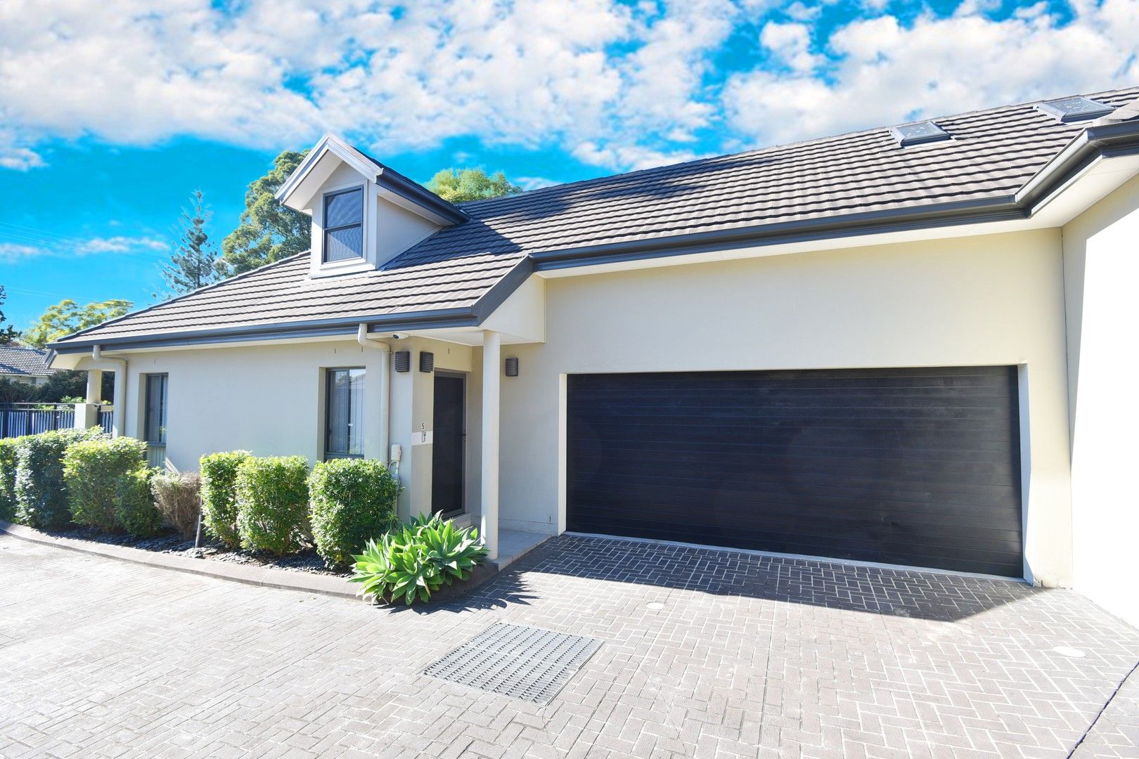 3 bedrooms Townhouse in 5/45 Kerrs Road CASTLE HILL NSW, 2154