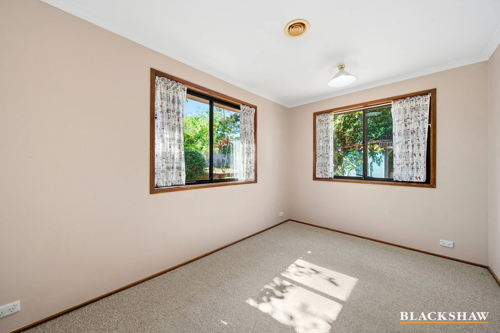 Additional image 11 of 7 Schuler Place, McKellar ACT 2617