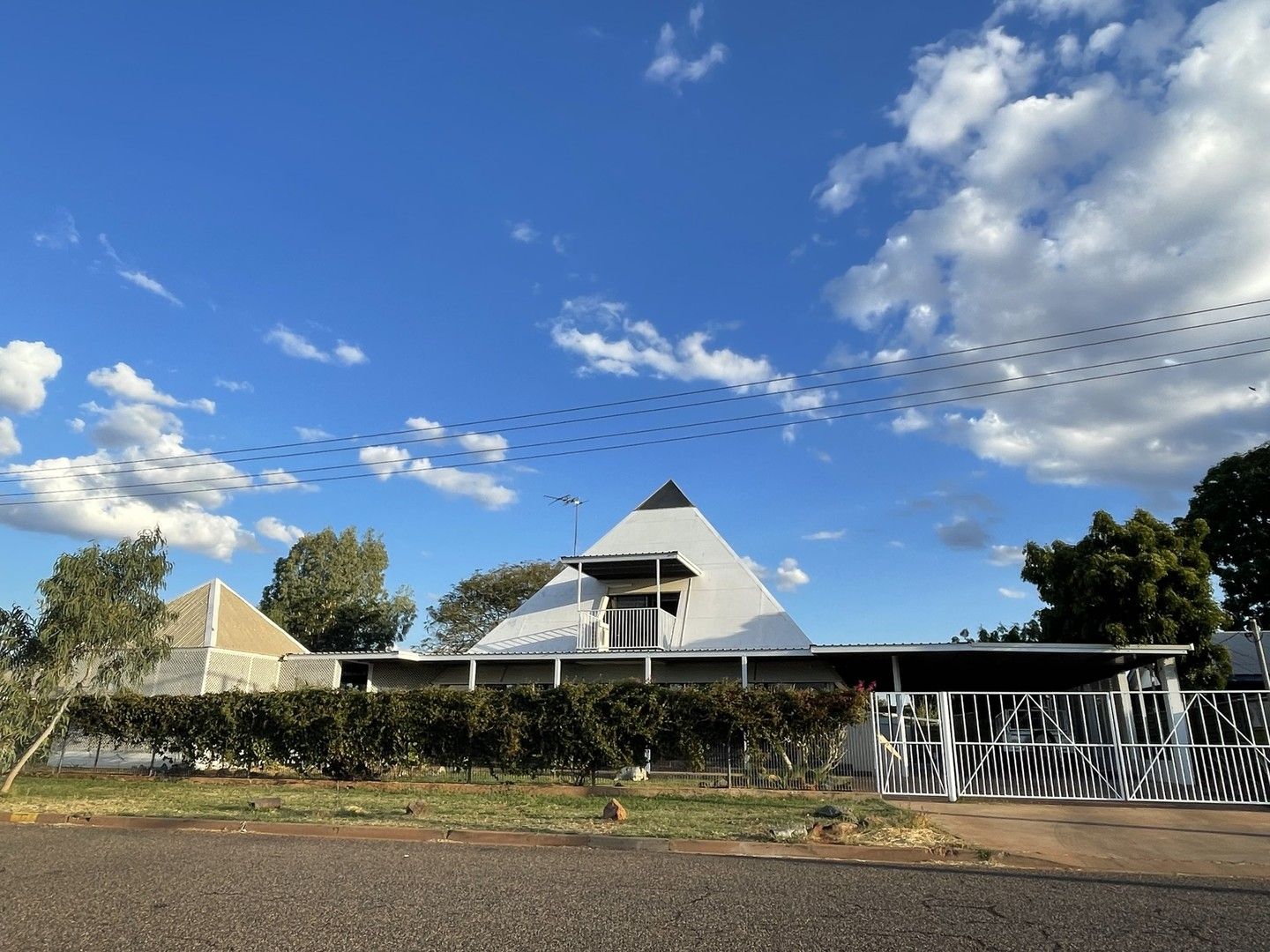 17 Hollis Street, Tennant Creek NT 0860, Image 1