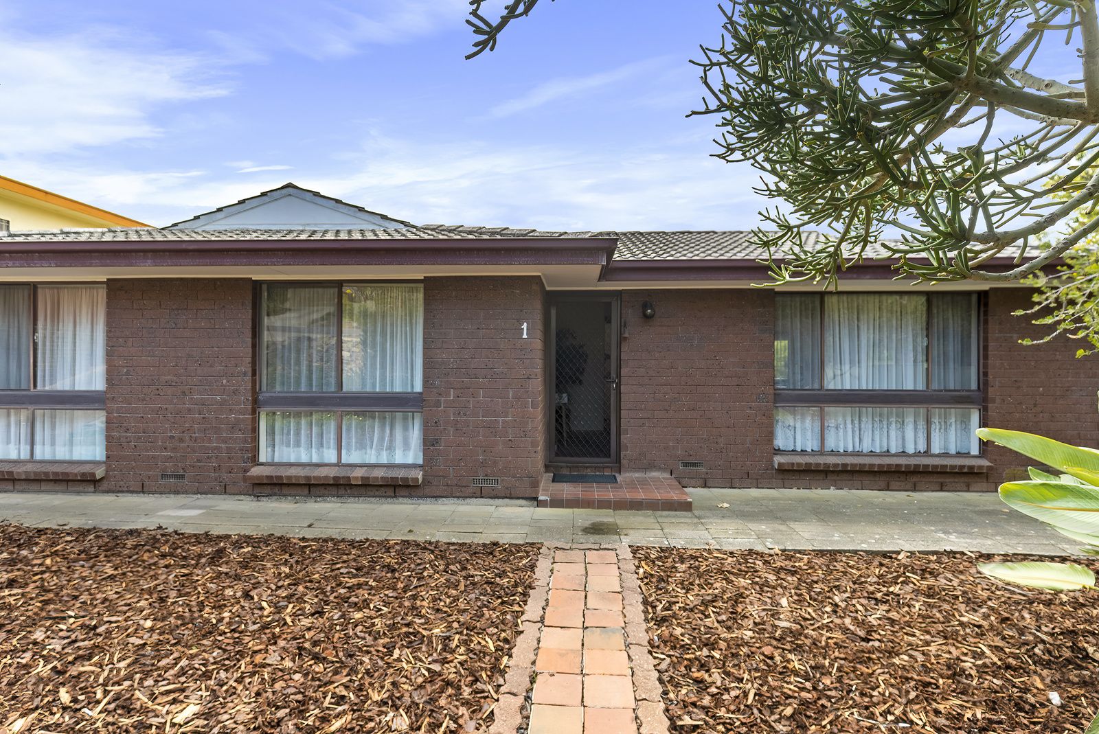 1 Dudley Crescent, Marino SA 5049, Image 2