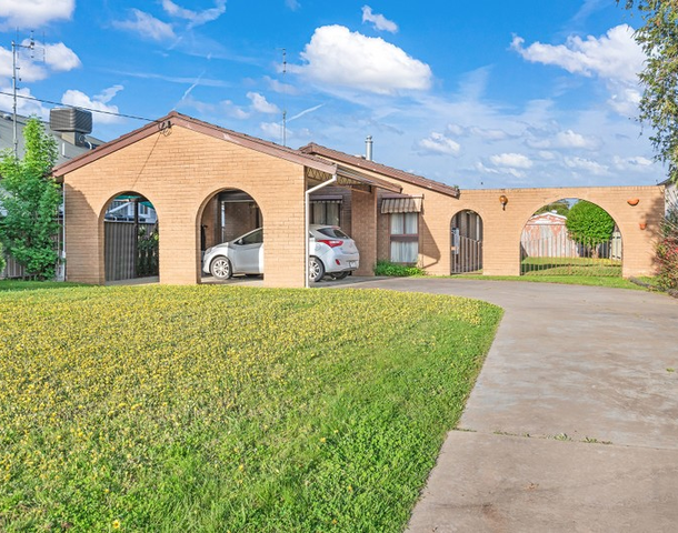 18 Crossen Street, Echuca VIC 3564