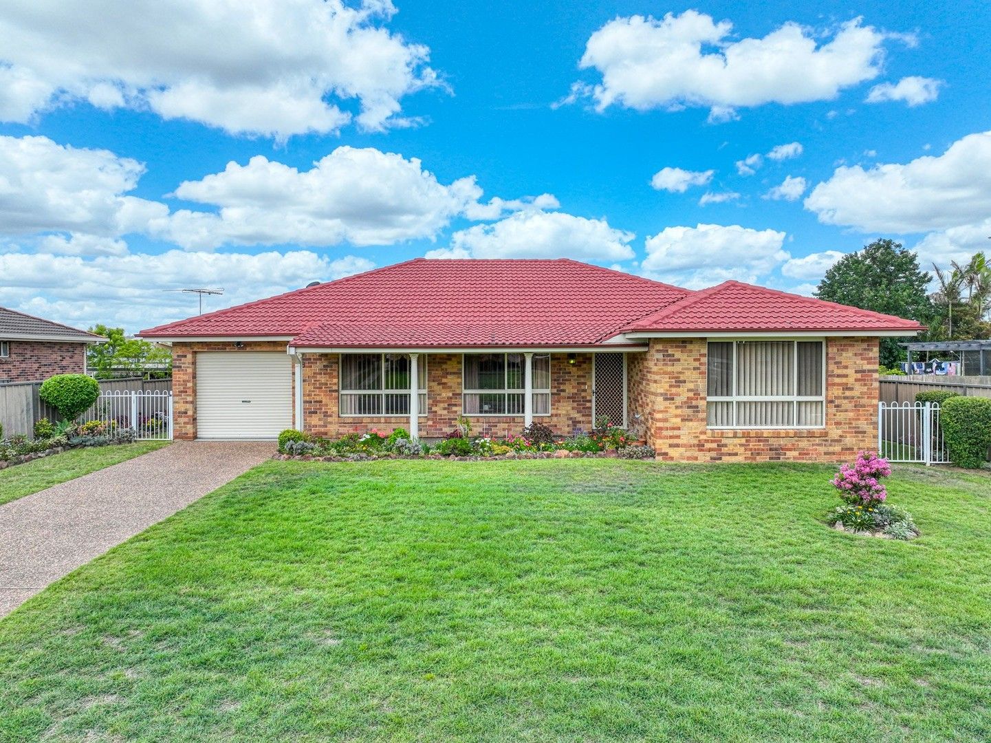 3 bedrooms House in 8 Asquith Avenue SINGLETON NSW, 2330