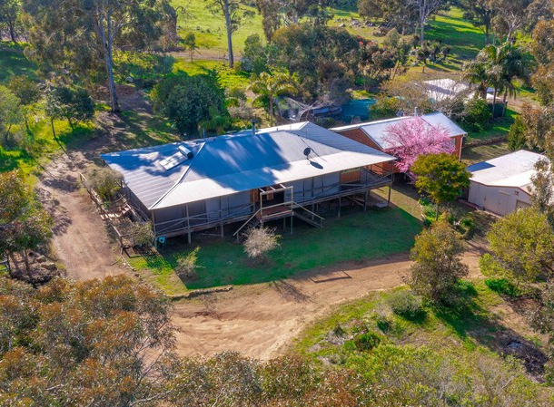 324 Carlin Road, Bakers Hill WA 6562