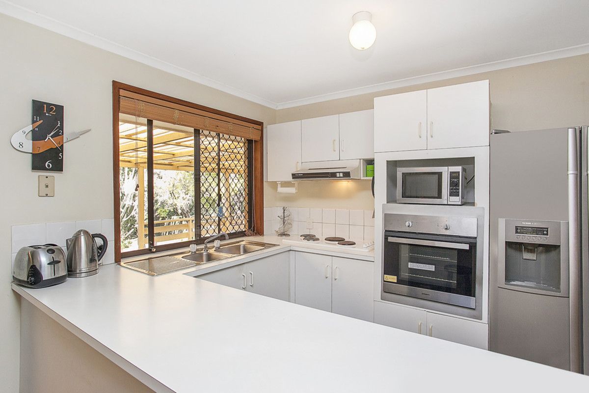 1/30 Gumbeel Court, Highland Park QLD 4211, Image 2