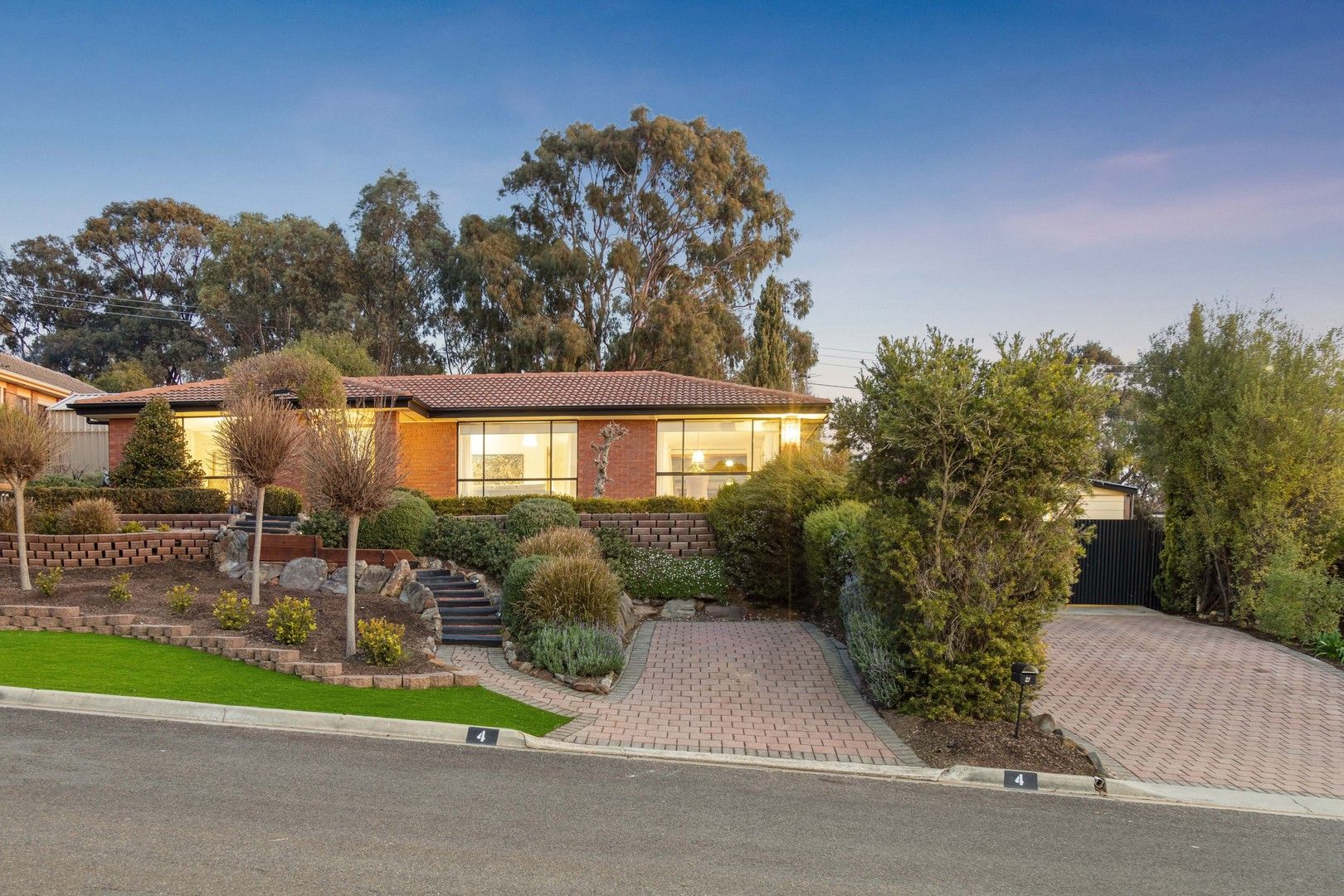 3 bedrooms House in 4 Fairbrother Drive HAPPY VALLEY SA, 5159