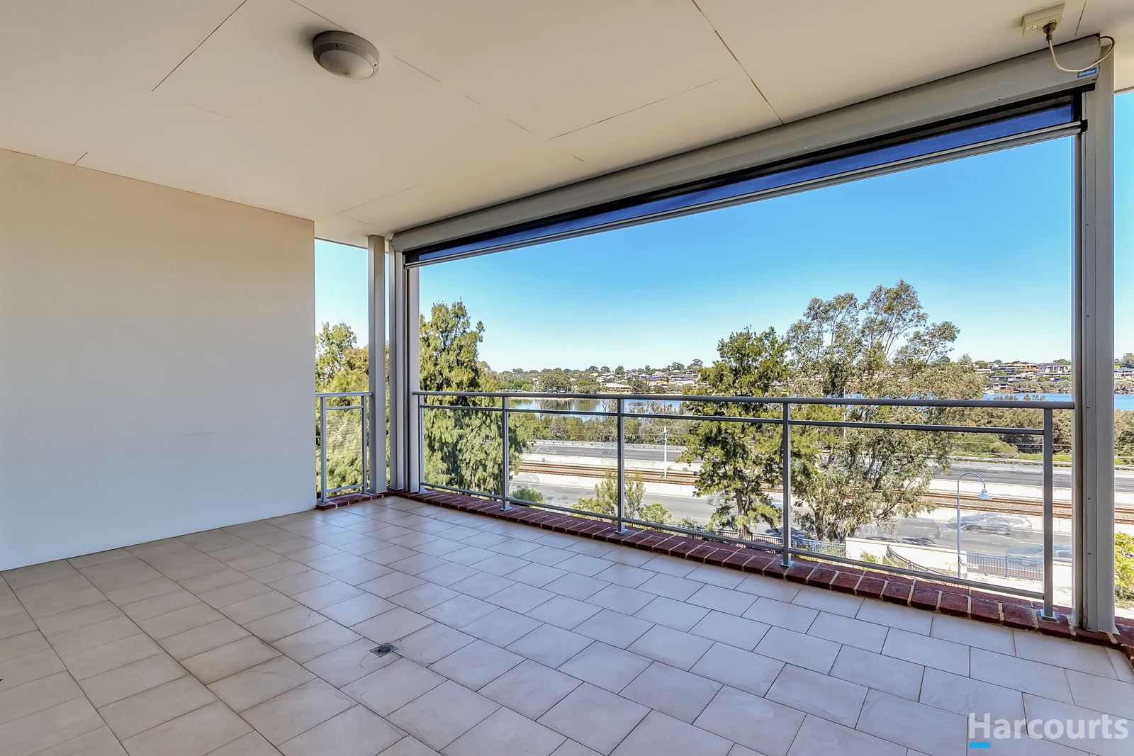 Villa 68 10 Roebuck Drive Salter Point Wa 6152 Domain