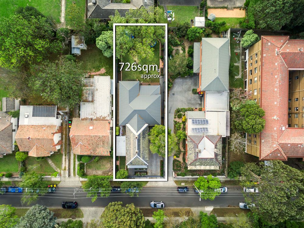 10 Kent Road, Box Hill VIC 3128, Image 2