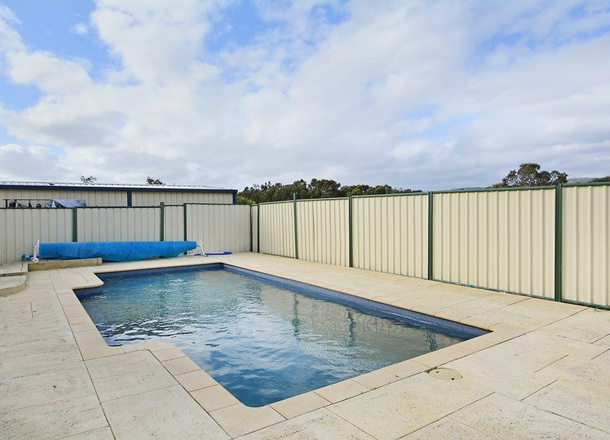 31 Swinden Court, Maddington WA 6109