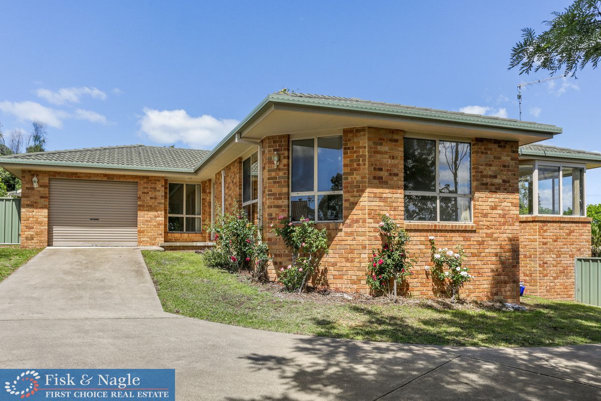 7 Hart Crescent, Bega NSW 2550, Image 0