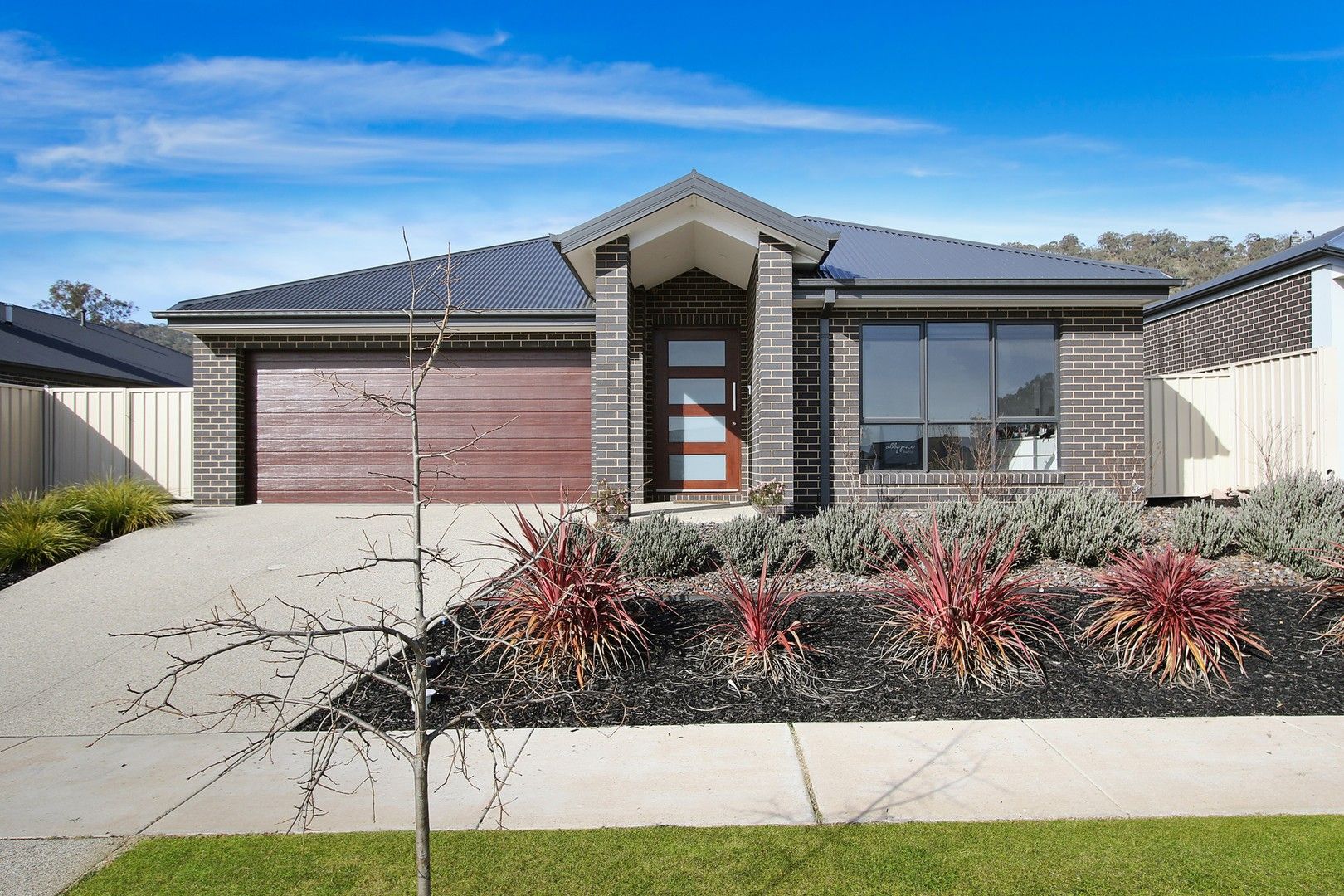 4 bedrooms House in 27 Keighran Avenue WODONGA VIC, 3690
