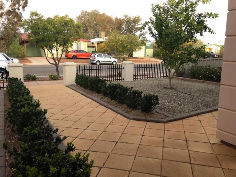 8 Agonis Road, Roxby Downs SA 5725, Image 2