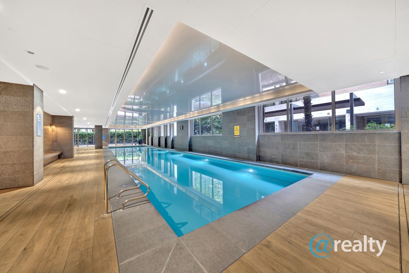 2 bedrooms Apartment / Unit / Flat in 112/58 Kambrook Road CAULFIELD NORTH VIC, 3161