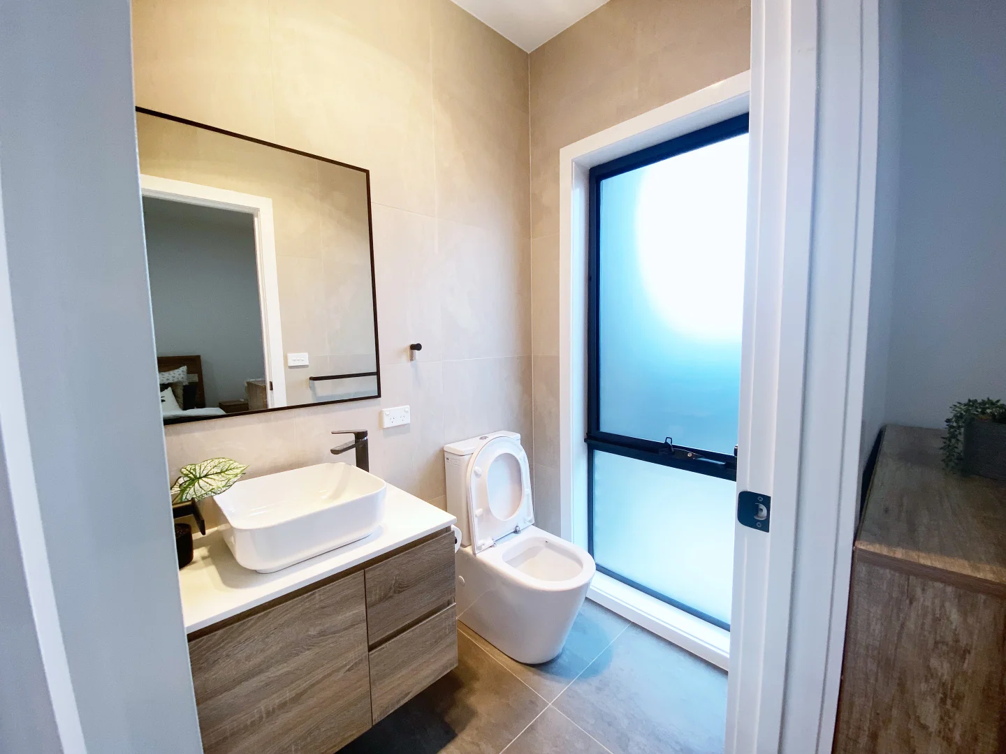 Additional image 4 of Taylor ACT 2913