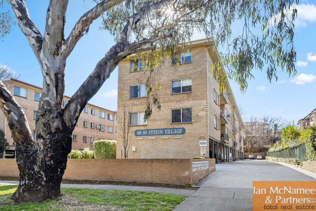 Picture of 11/48 Trinculo Place, QUEANBEYAN NSW 2620