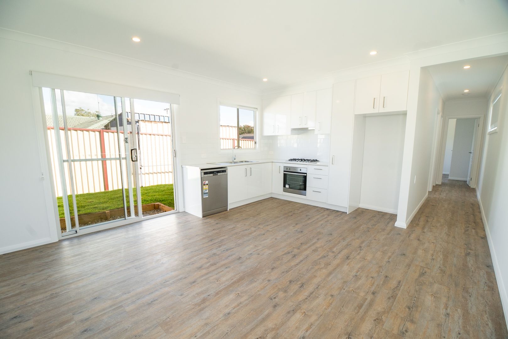 20a King Rd, Camden South NSW 2570, Image 0