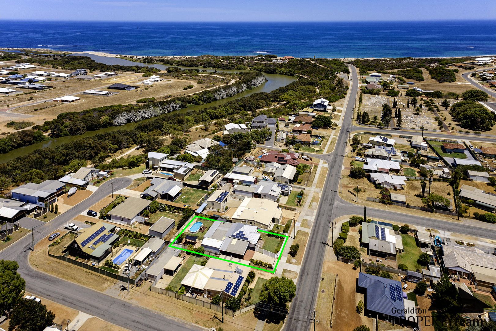 17 Church Street, Dongara WA 6525, Image 1