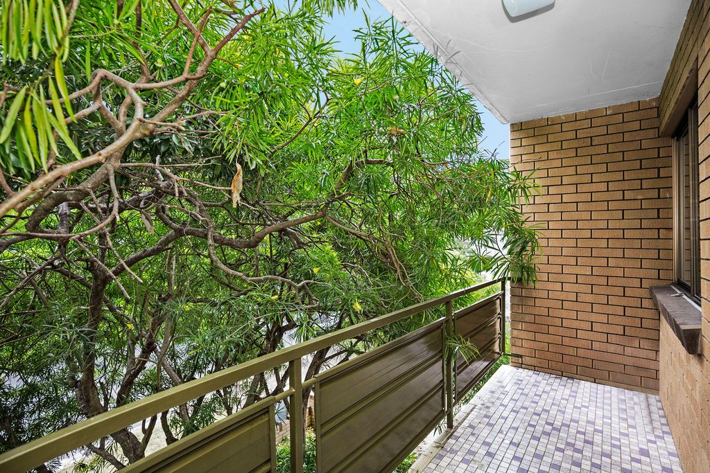 1/37 Elizabeth St, Toowong QLD 4066, Image 2