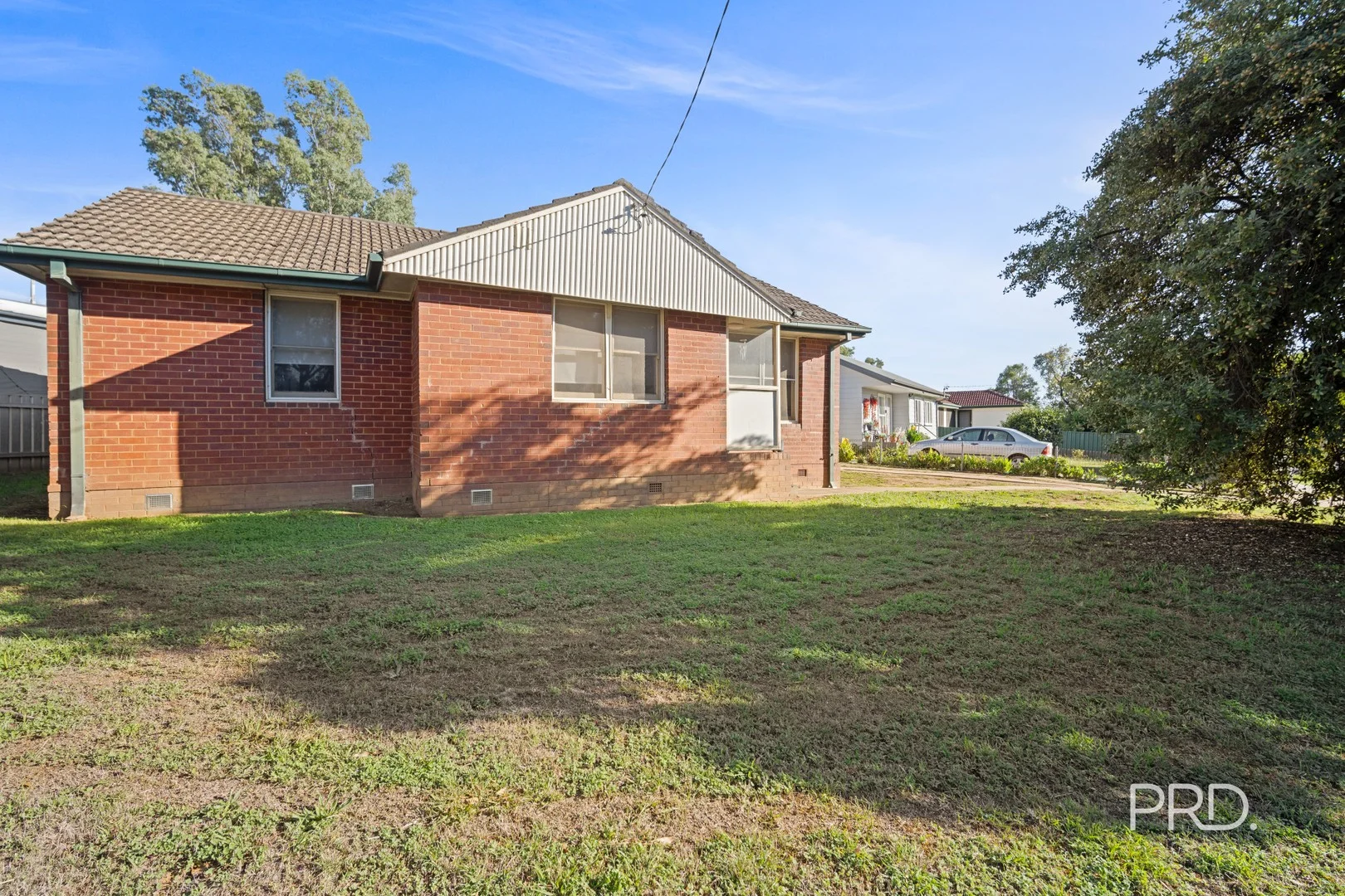 Primary image of 31 Bulolo Street, Ashmont NSW 2650
