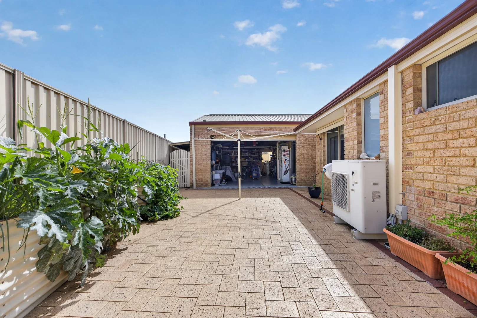Additional image 31 of 36 Burtonia Place, Canning Vale WA 6155