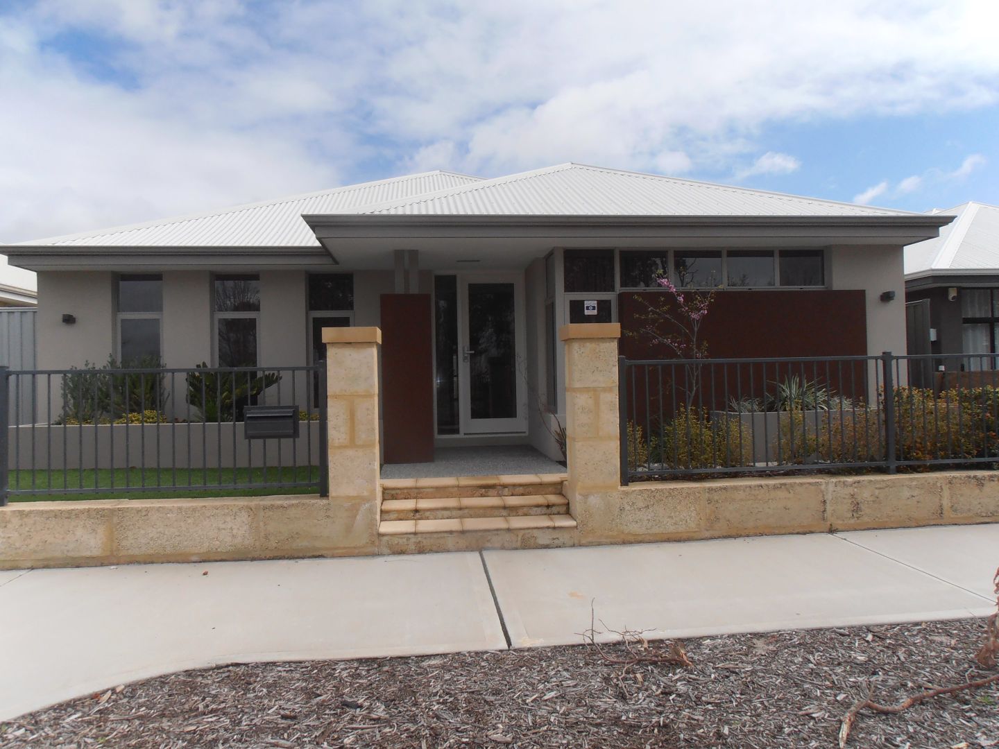 7 HEISLER Boulevard, Brabha Property History & Address Research Domain