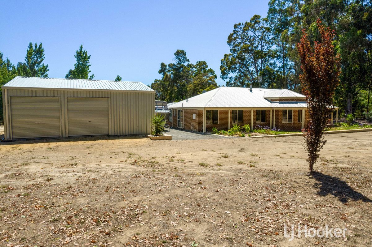 12 Grant Street, Allanson WA 6225, Image 2