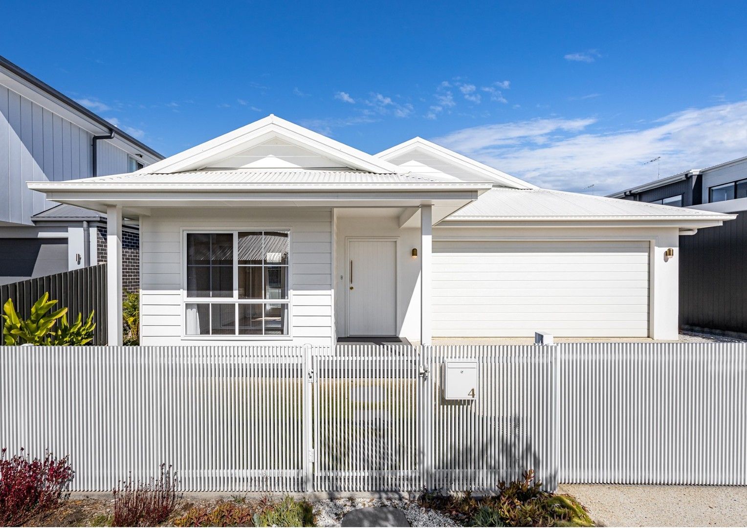 4 Clearwater Street, Newport QLD 4020 Domain