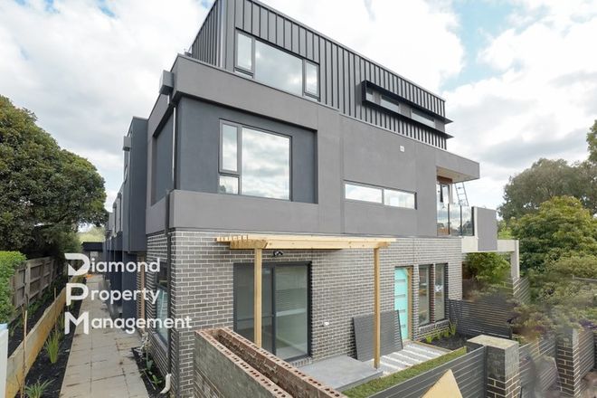 Picture of 5/74 Whitehorse Road, BLACKBURN VIC 3130