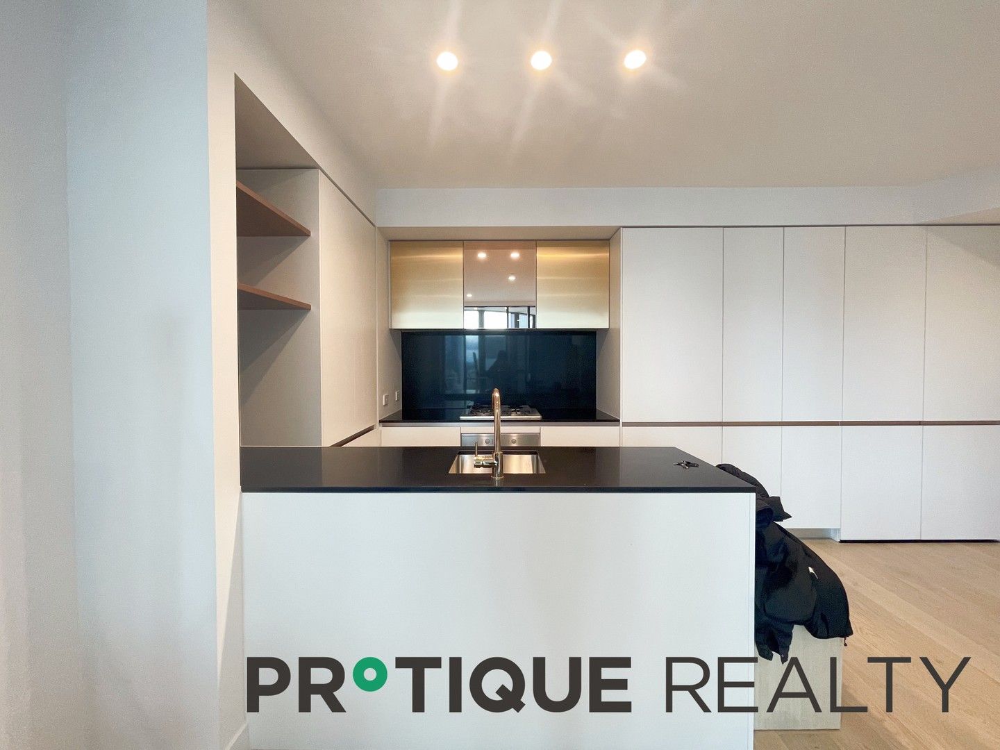 1 bedrooms Apartment / Unit / Flat in 3611/228 La Trobe Street MELBOURNE VIC, 3000