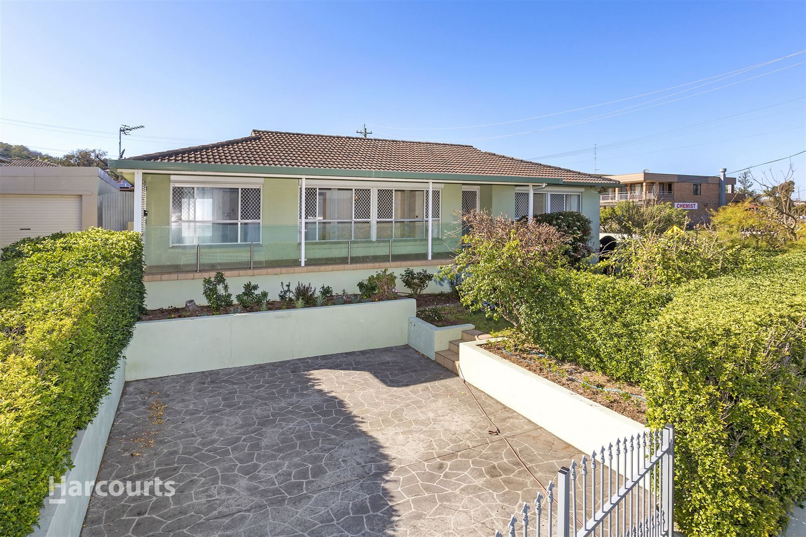 30 Mackenzie Avenue, Mount Warrigal NSW 2528, Image 1