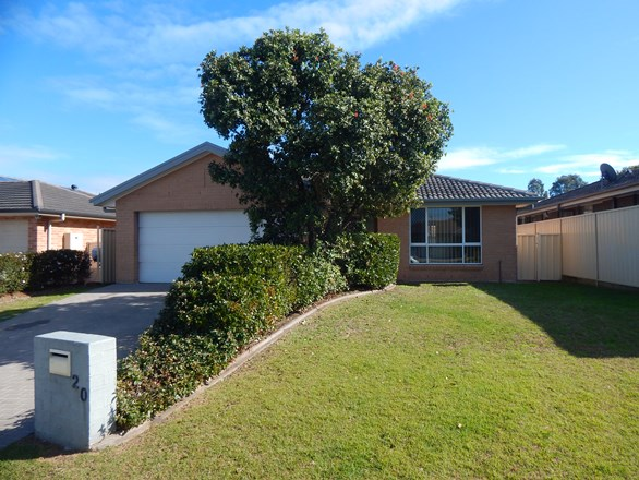 20 Manning Avenue, Raymond Terrace NSW 2324