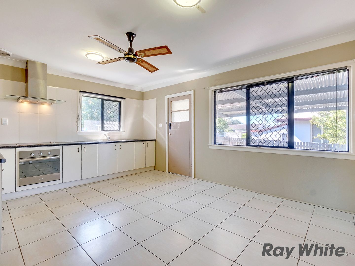 60 Lorikeet St, Inala QLD 4077, Image 2