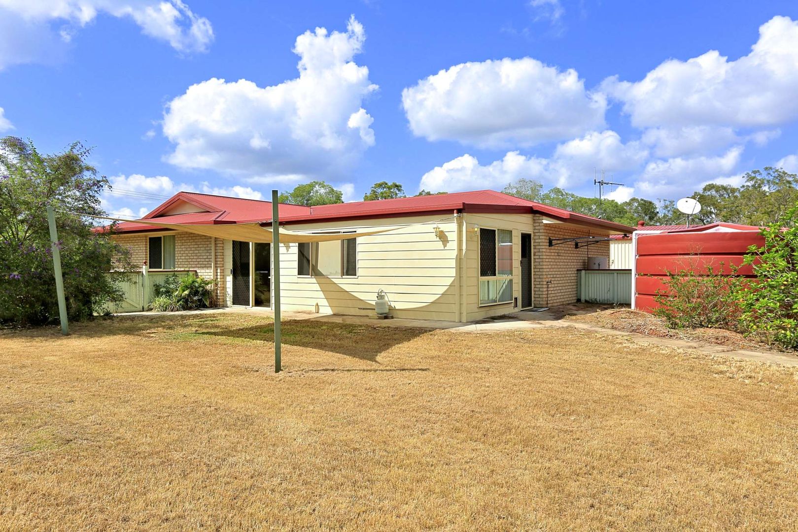 479 Old Toogoom Road, Beelbi Creek QLD 4659, Image 2