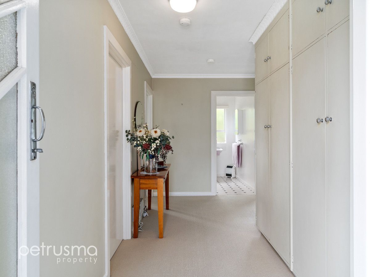 3/17 Bishop Street, New Town TAS 7008, Image 2