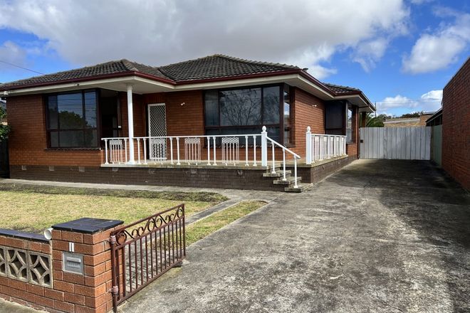 Picture of 1 Almana Street, BELL PARK VIC 3215