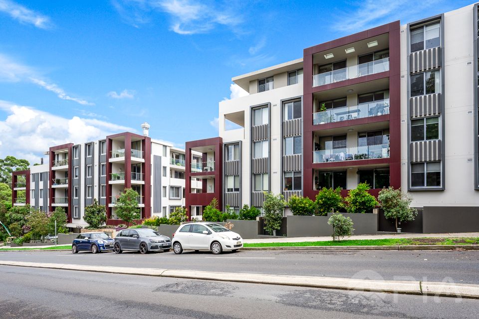 2 bedrooms Apartment / Unit / Flat in A510/7-13 Centennial Ave LANE COVE NORTH NSW, 2066