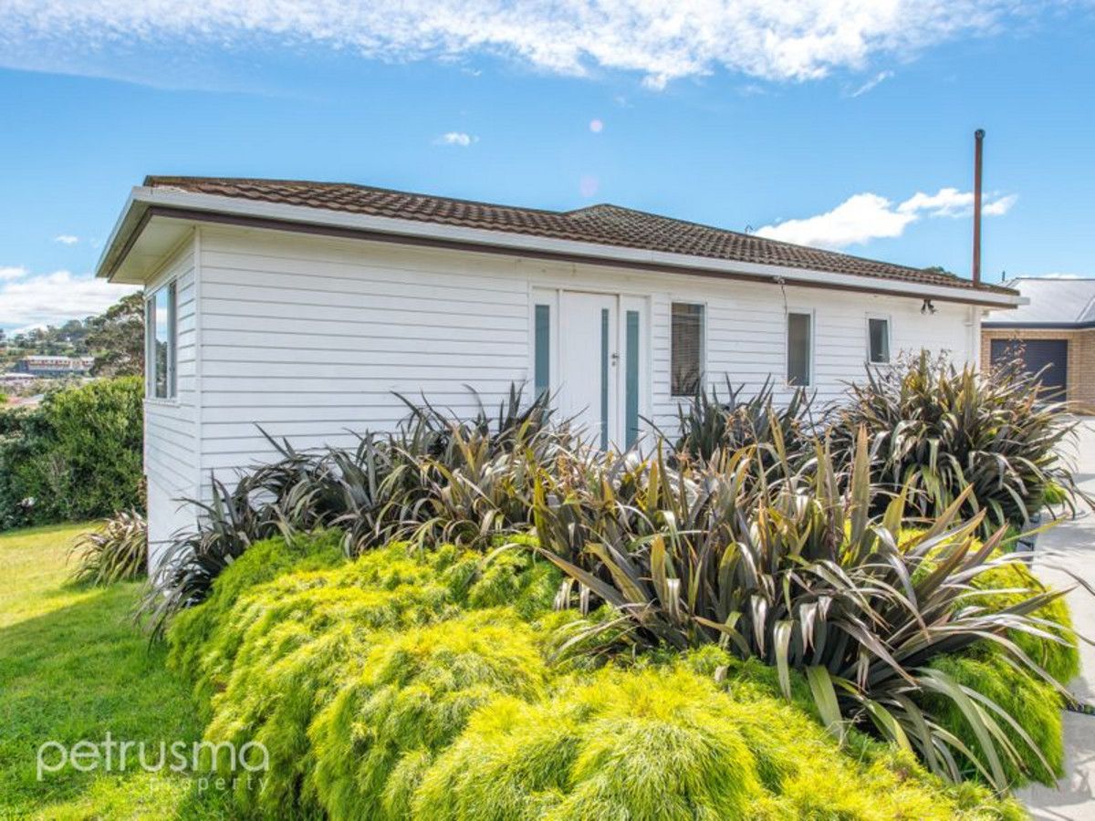 1/8 Zeehan Street, Warrane TAS 7018, Image 1