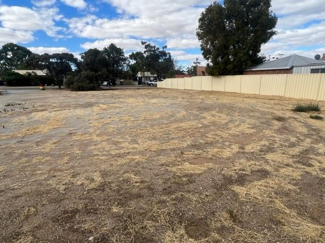 33 Growden Street, Merredin WA 6415, Image 0