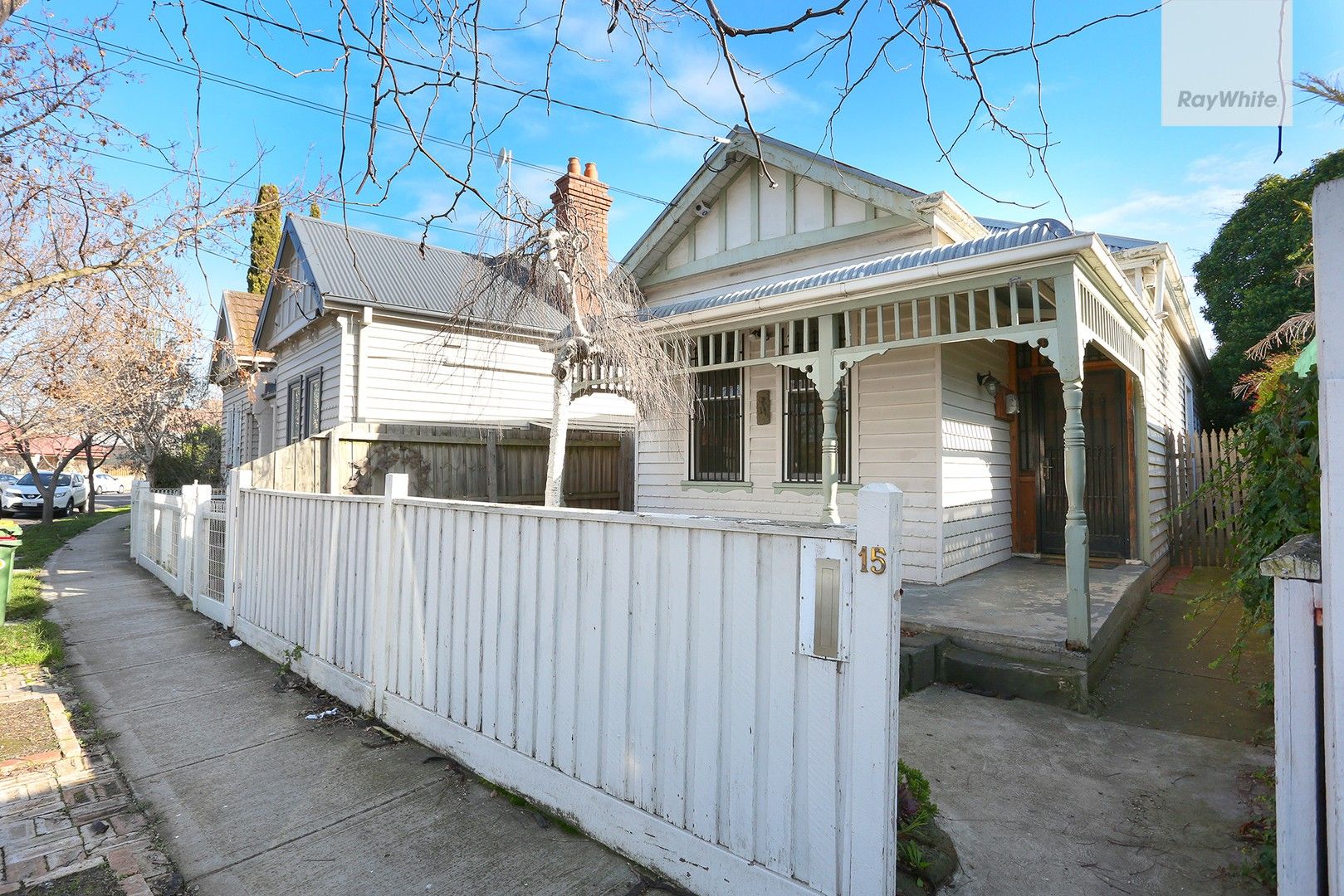 3 bedrooms House in 15 The Crescent FOOTSCRAY VIC, 3011