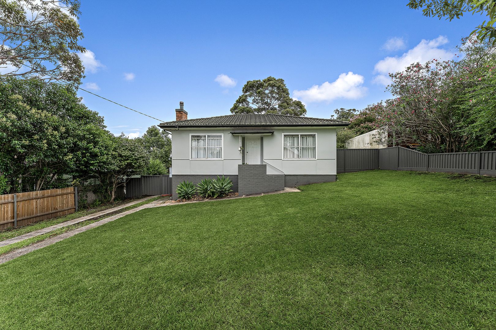 22 Hill Street, Mount Saint Thomas NSW 2500, Image 2