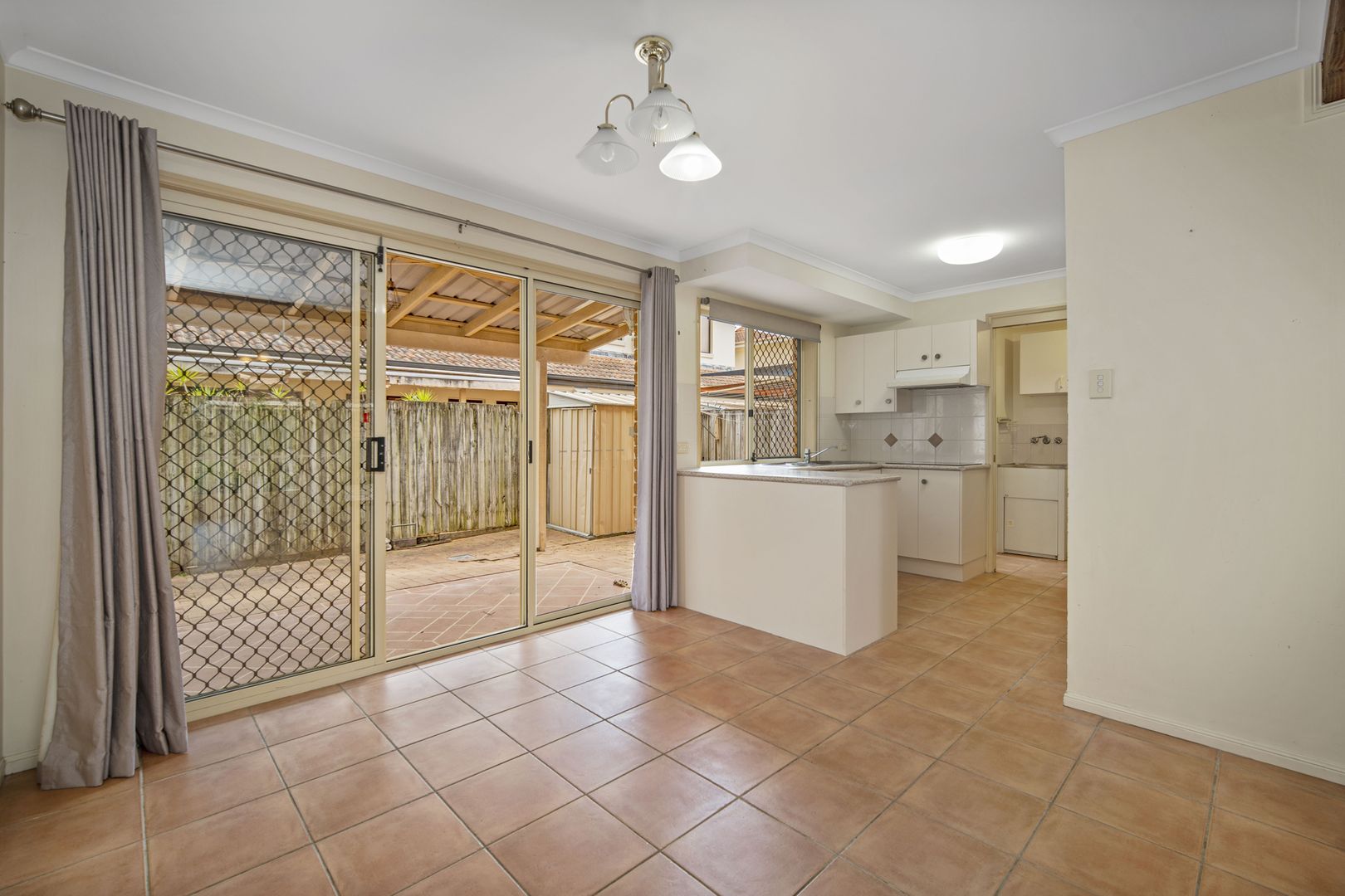 3/156 Middle Street, Cleveland QLD 4163, Image 2