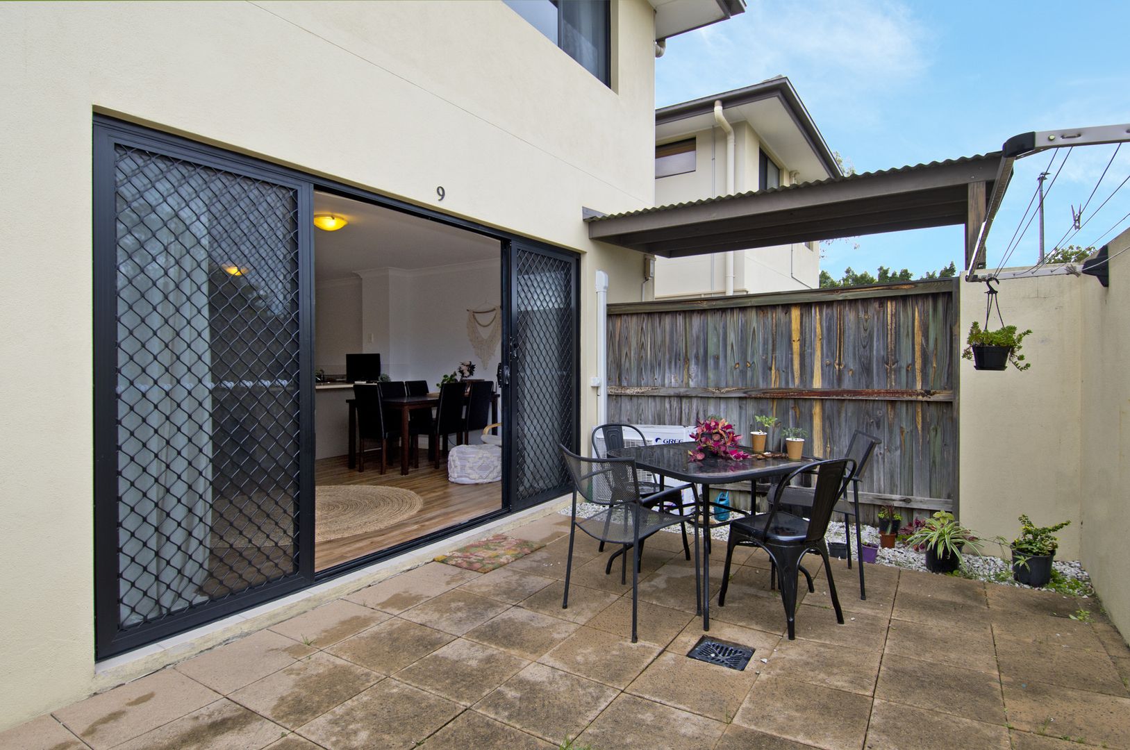 9/10-14 Syria Street, Beenleigh QLD 4207, Image 1