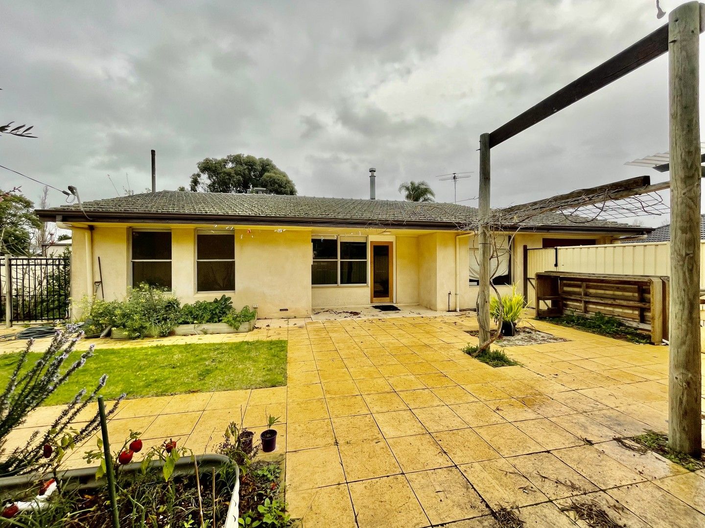 9 Rosemary Drive, Busselton WA 6280 House For Rent 500 Domain