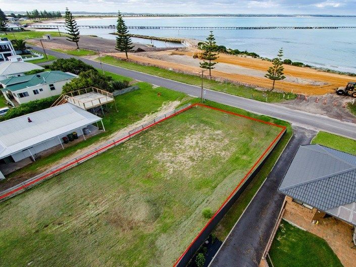 26 Beach Road, Beachport SA 5280, Image 1