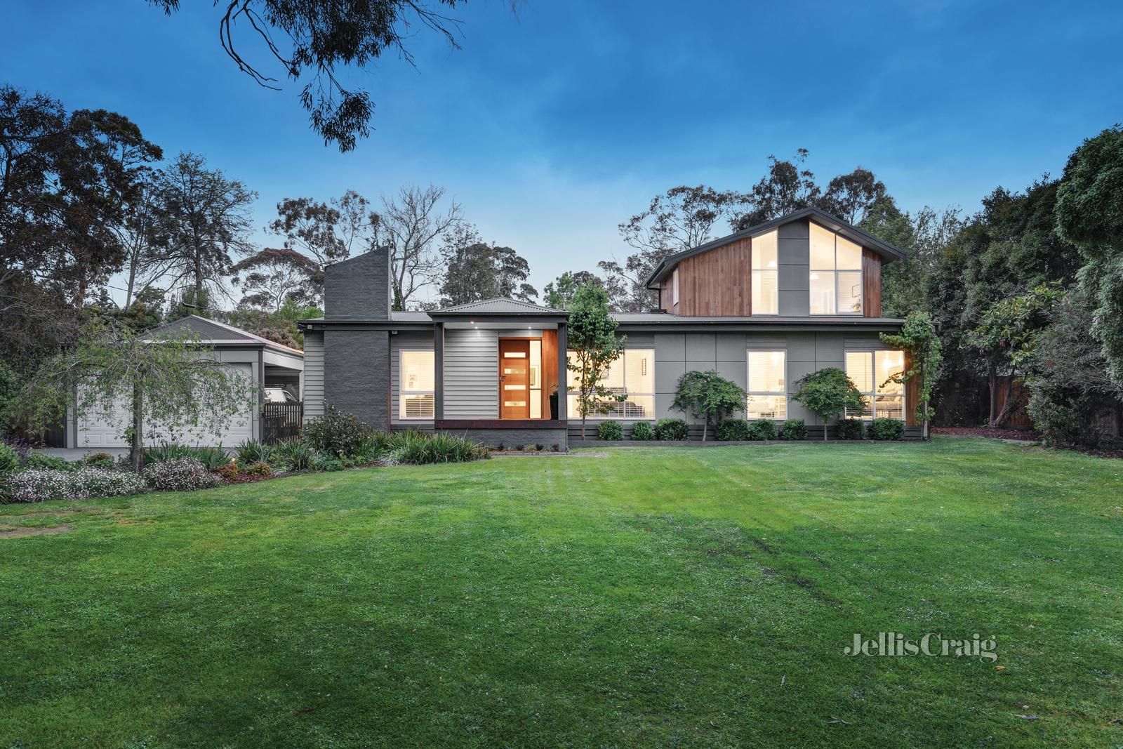 32-34 Arundel Road, Park Orchards VIC 3114, Image 0